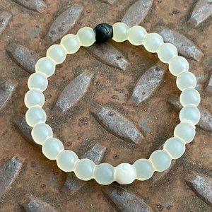 Women Bracelet Cream Tone Rubber Silicon Band Wrist Band Jewelry
